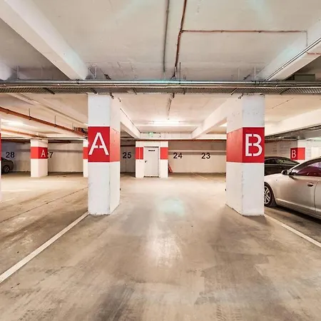 Luxury Vibes Near Iulius Mall Apartment Timisoara