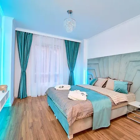 Luxury Vibes Near Iulius Mall Apartment *