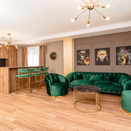 Apartment Luxury Vibes Near Iulius Mall